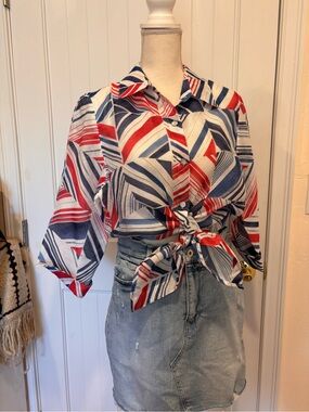 🇺🇸Patriotic Sheer Summer Button up tops Size 12 Set of 2❤️🤍💙